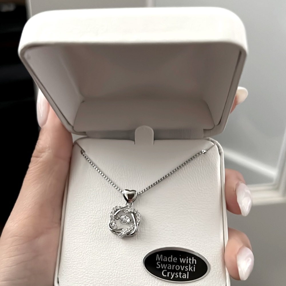 Silver entwined crystal  necklace